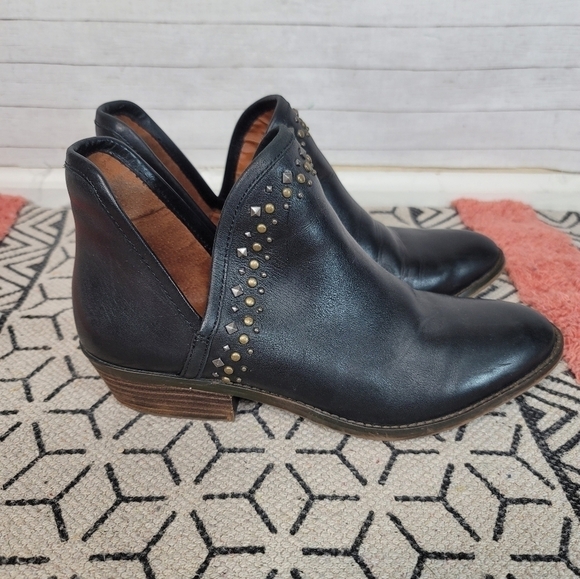 LUCKY BRAND KENDY BLACK STUDDED BOOTIES, SZ 10 - Picture 3 of 14